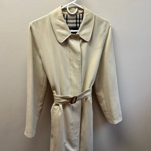 Women’s Burberry Trench Coat